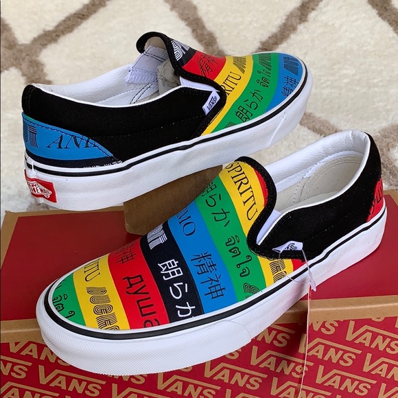 ••VANS CLASSIC SLIP-ON VANS SPIRIT MULTI/TRWHT WMN - Picture 7 of 16